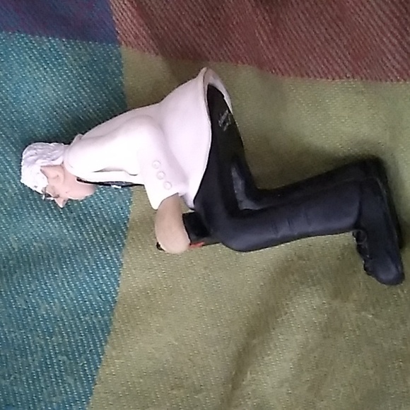 Diana Manning Shelf Sitter Limited Edition Doctor - Picture 4 of 12